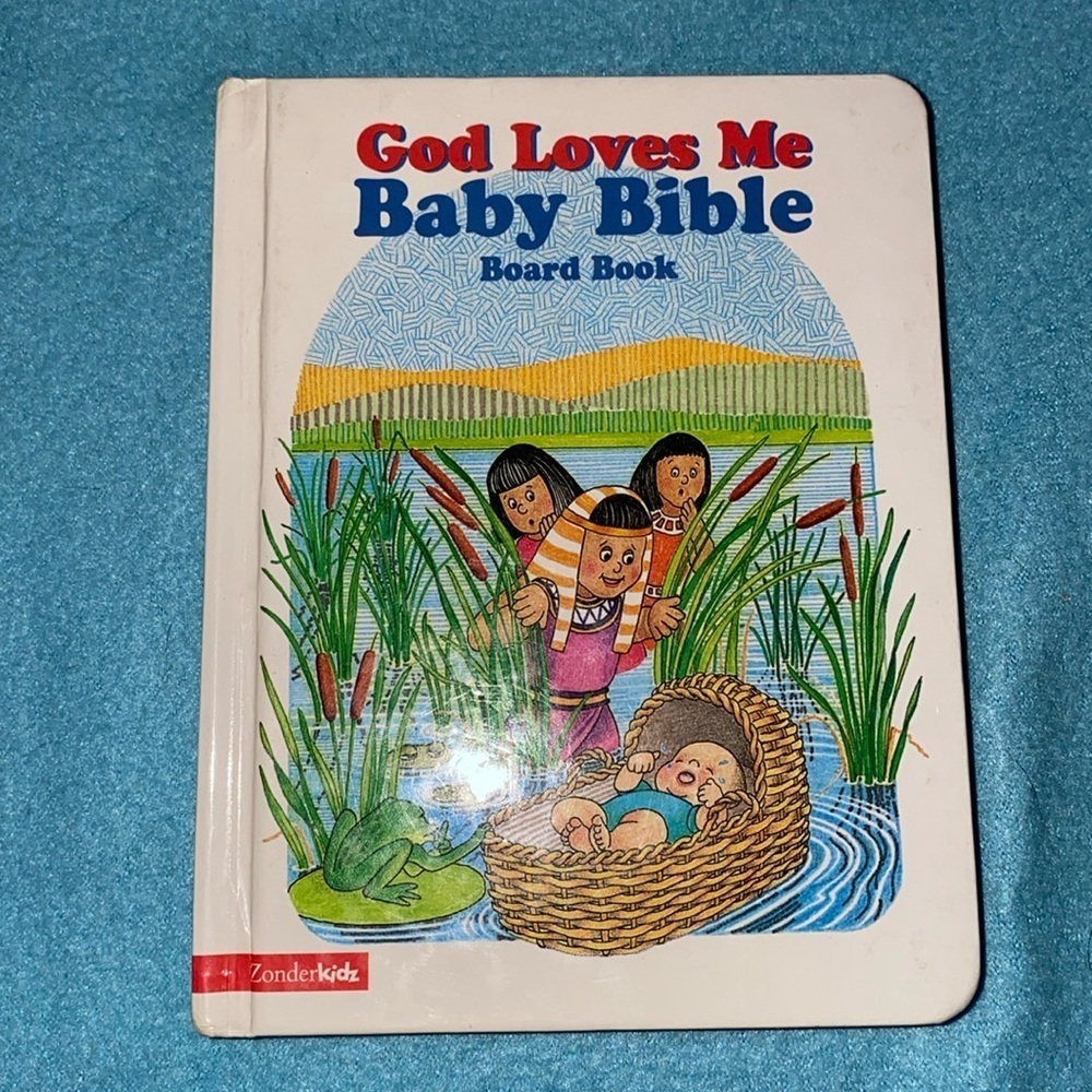GOD LOVES ME Baby Bible board book by Susan Elizabeth Beck 1999 infant - 2 years